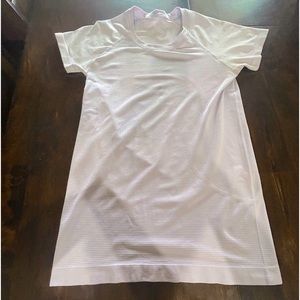 Lululemon Lavender Dew Swiftly Tech
